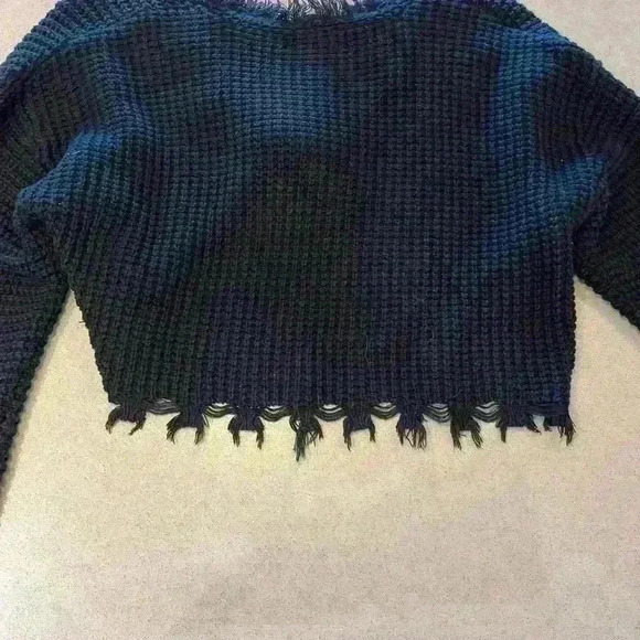 Forever 21 twist knot top sweater - Picture 5 of 9